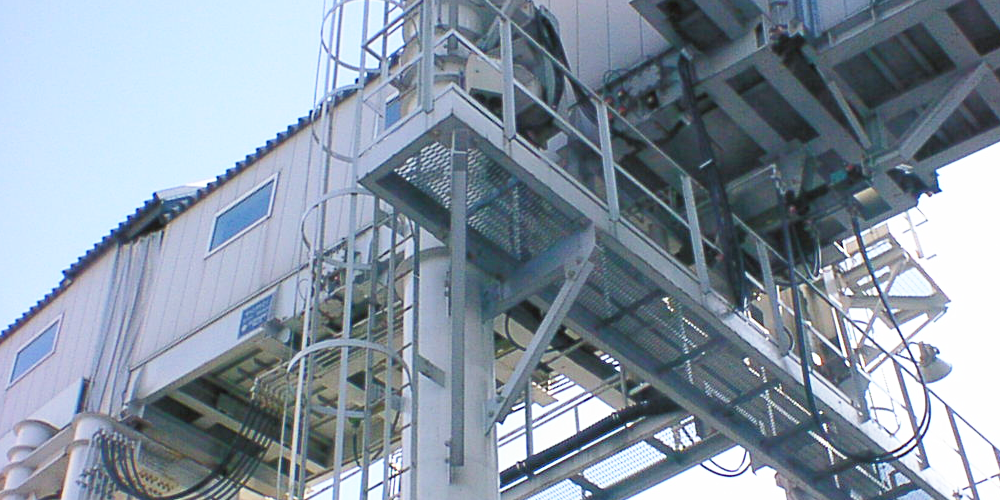 油圧装置関連写真